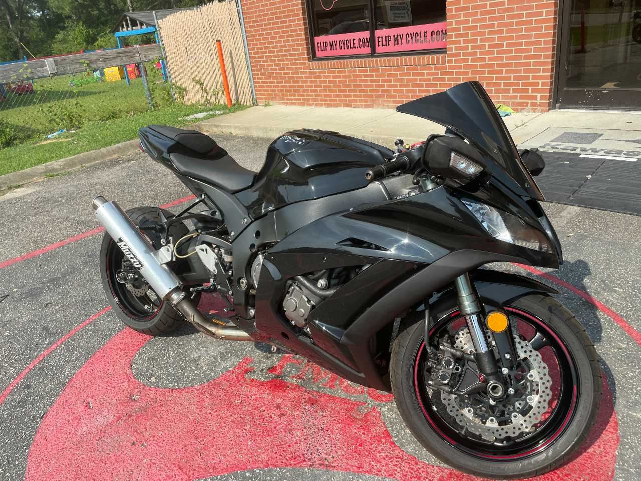 Why Buy a Used Sports Bike in the Holiday Season?